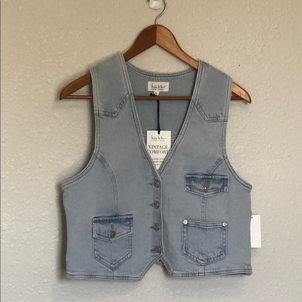 NWT Nicole Miller Vintage Comfort Denim Vest Light Blue Size L